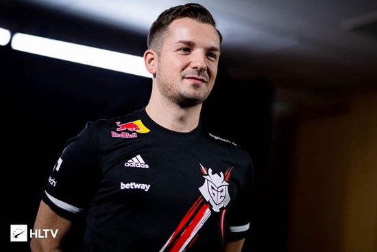 XG战队勇夺DOTA2TI亚军 赛场四连败引发热议